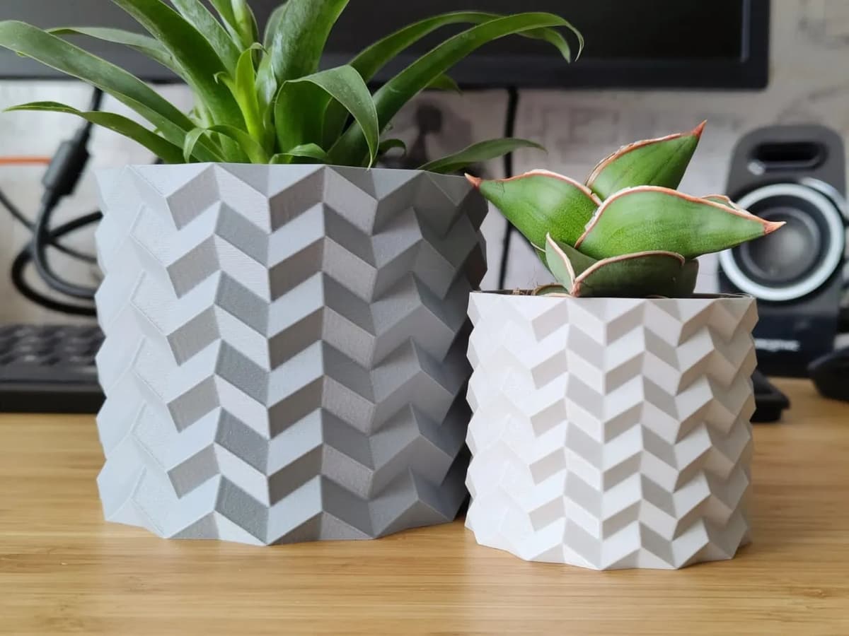 Geometric Flower Pot - Modern 3D Printed Planter